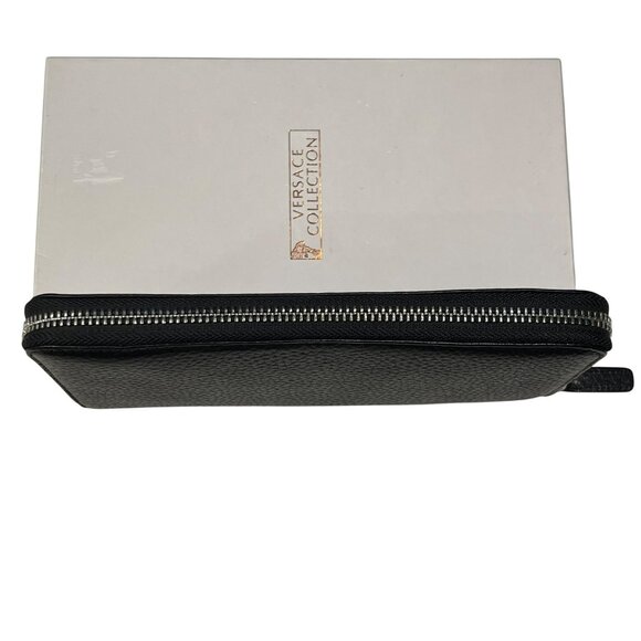 Versace Zip Around Black Leather Wallet Like New - Picture 4 of 12